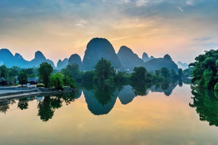 绿色全自动智慧工厂